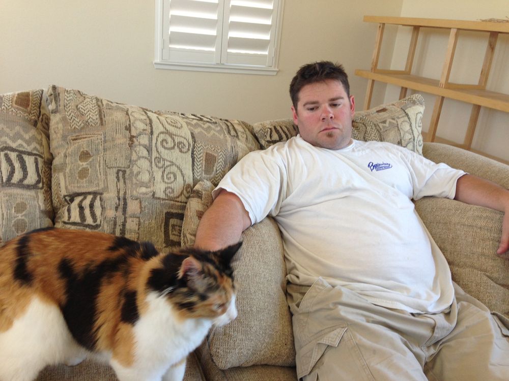 Jerry before his transformation, sitting on a couch